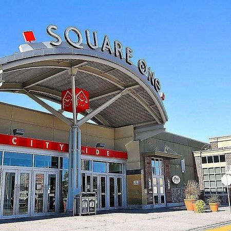 Napa Furnished Rental Apartments Square One Μισισάουγκα Εξωτερικό φωτογραφία