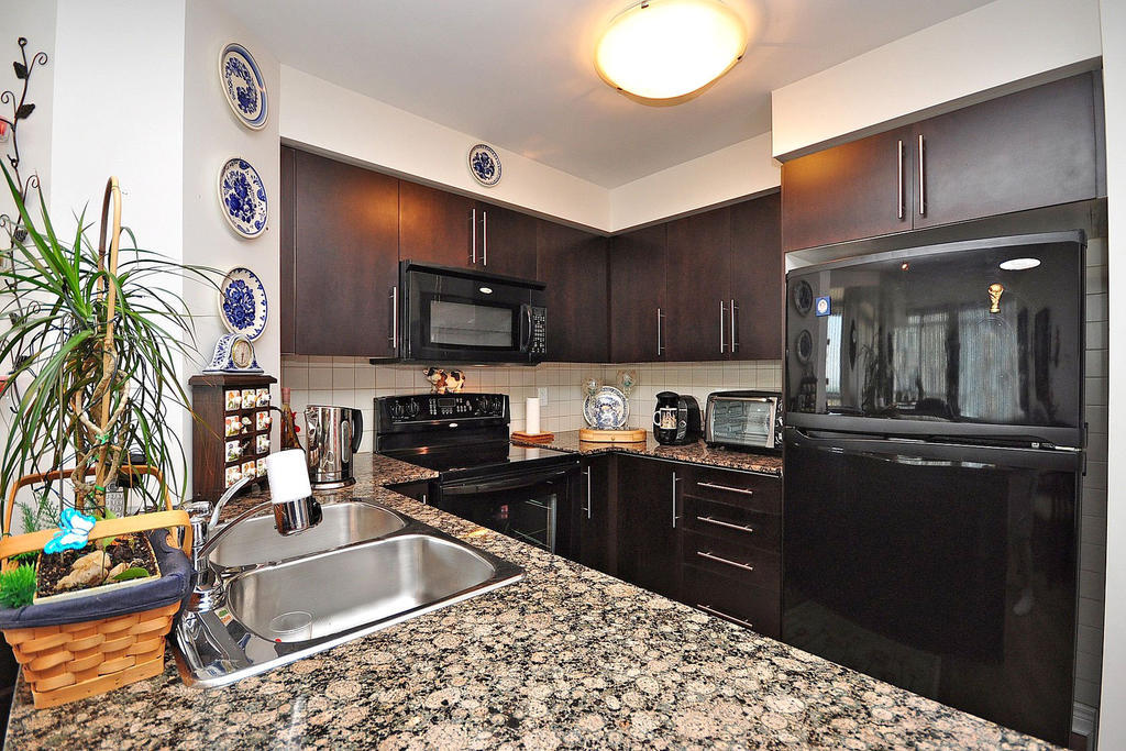Napa Furnished Rental Apartments Square One Μισισάουγκα Δωμάτιο φωτογραφία