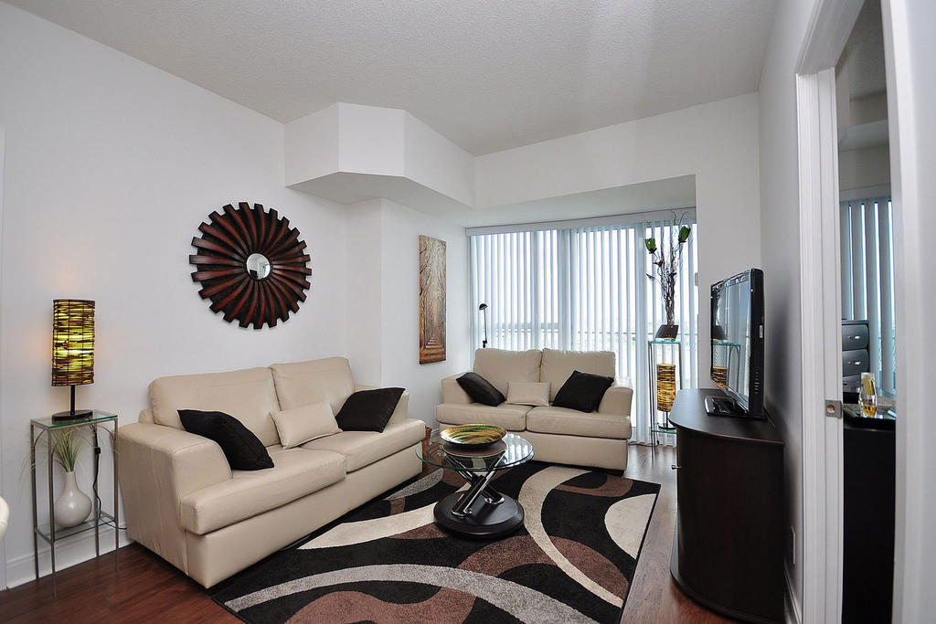 Napa Furnished Rental Apartments Square One Μισισάουγκα Δωμάτιο φωτογραφία
