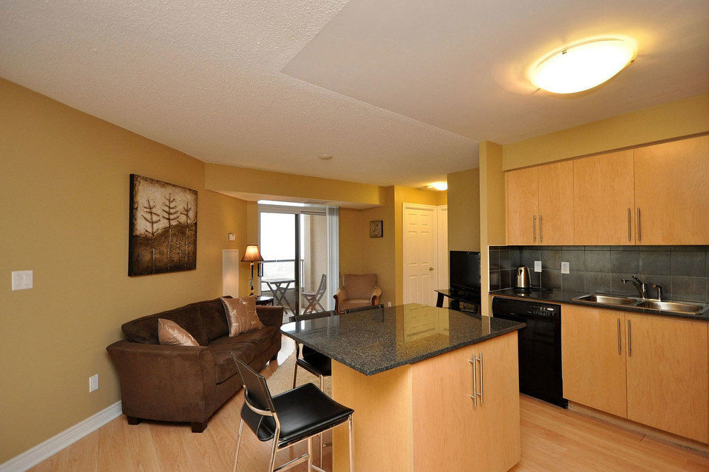 Napa Furnished Rental Apartments Square One Μισισάουγκα Εξωτερικό φωτογραφία