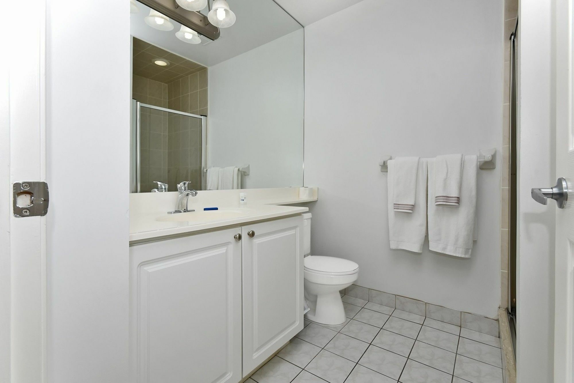 Napa Furnished Rental Apartments Square One Μισισάουγκα Εξωτερικό φωτογραφία